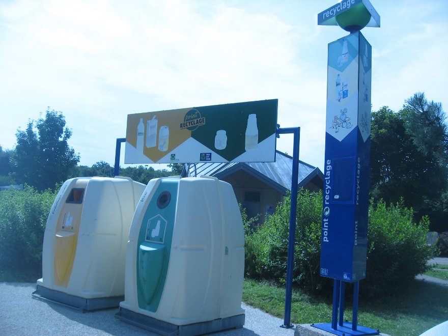 Swiss recycling point